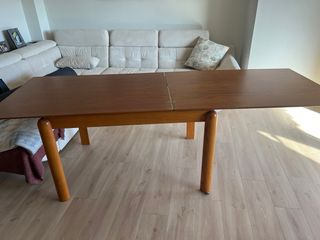Mesa extensible de madera de mango