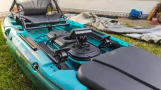 Kayak de Pesca nuevo + sonda