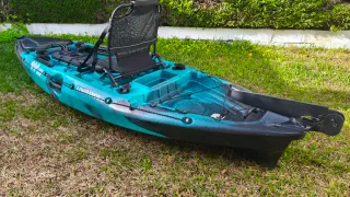 Kayak de Pesca nuevo + sonda