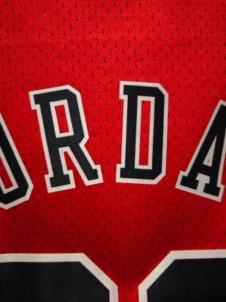 Camiseta Mitchell & Ness, Michael Jordan #23 Bulls