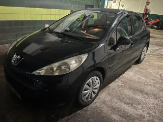 Peugeot 207 2006