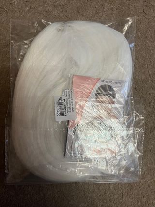 Peluca Corta Blanca con Flequillo Estilo Bob