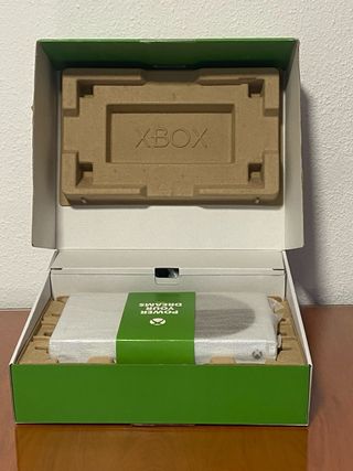 Xbox Series S - Casi Nueva