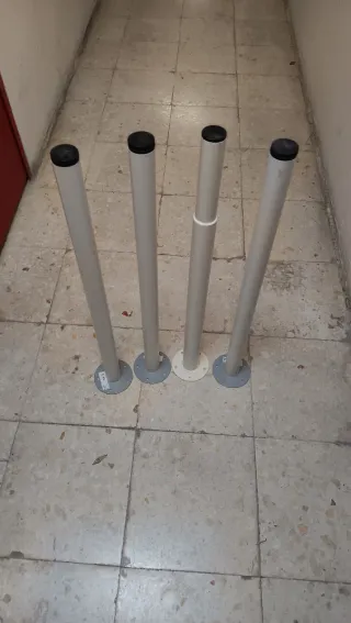Patas de mesa Ikea metálicas y plásticas