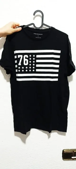 Conjunto de Camisetas para mujer y hombre.