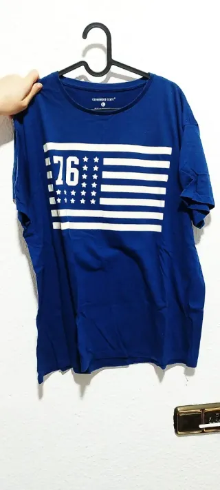 Conjunto de Camisetas para mujer y hombre.