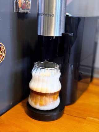 Cafetera Nespresso Krups Atelier Negra/Plata