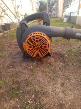 Sopladora OLEO MAC BV 250