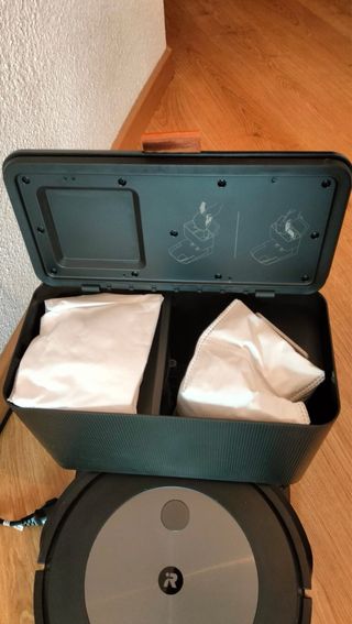 Robot Aspirador Roomba J7+ con Accesorios