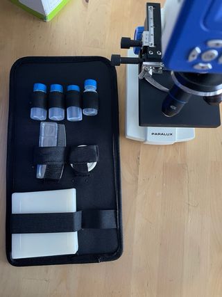 Microscopio Digital PARALUX con pantalla LCD