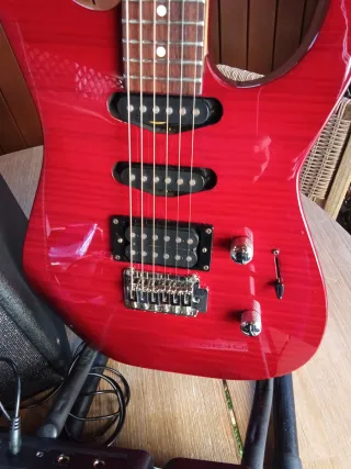 Guitarra Jackson Roja + Ampli Hughes & Kettner