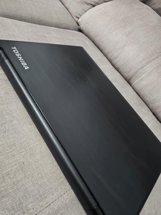 Portátil Toshiba i5 8gen SSD