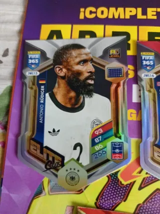 Panini FIFA 365 Adrenalyn XL Cards