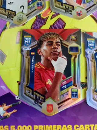 Panini FIFA 365 Adrenalyn XL Cards