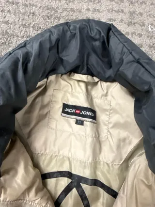¡¡OFERTA!! Talla M Chaleco Jack & Jones