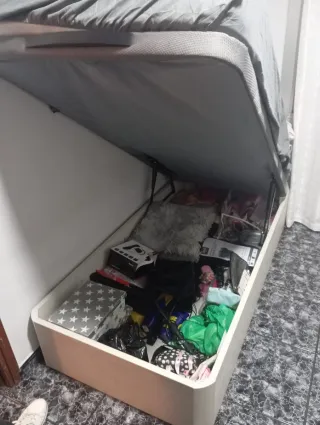 Particular vende  canape 90x190 con colchón