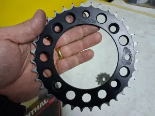 Corona Renthal 36T / Piñón Renthal 12T KTM50