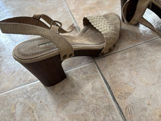 Tacones Beige