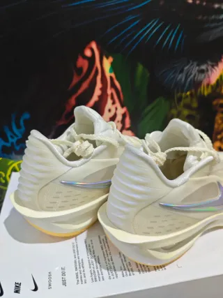 Nike G.T. CUT 3 Turbo