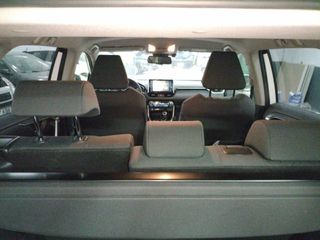 Toyota Rav4 2.5l 220H Advance