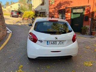 Peugeot 208 2015