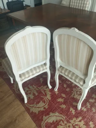 4 Sillas de comedor a cuadros