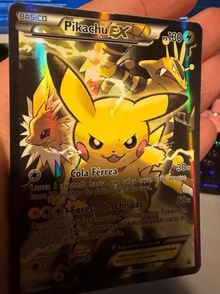 Carta Pokémon Pikachu EX XY124