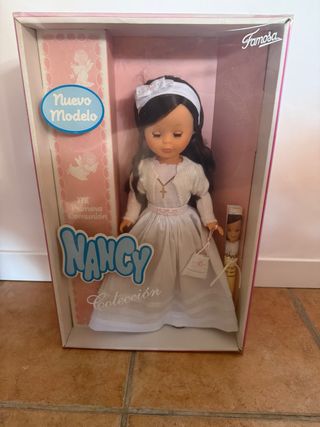 Nancy Primera Comunión Famosa