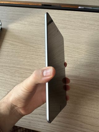 iPad Mini 4 128GB Negro + cell Regalo funda