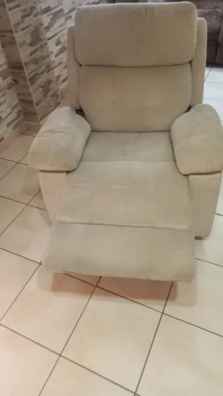 Sillón relax beige tela