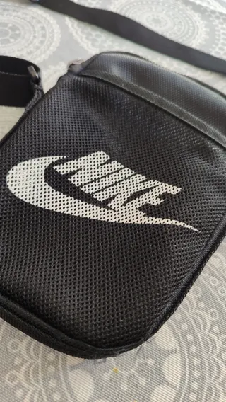 Riñonera/Bandolera Nike Negra