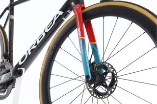 Orbea Orca Aero M10i Lotto Dstny Di2 12V (carretera) t.56 Reacondicionada