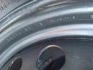 Citroen C5 primer modelo - Rueda de repuesto