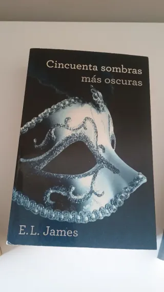CINCUENTA SOMBRAS DE GREY