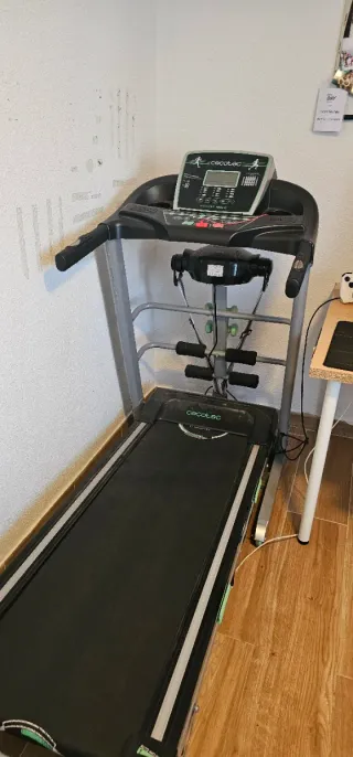 Cinta de correr Cecotec Extremetrack