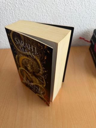 Casa de tierra y sangre (Ciudad Medialuna 1)