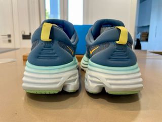 Hoka Bondi 8 Talla 44 2/3 Azul/Verde (28k)