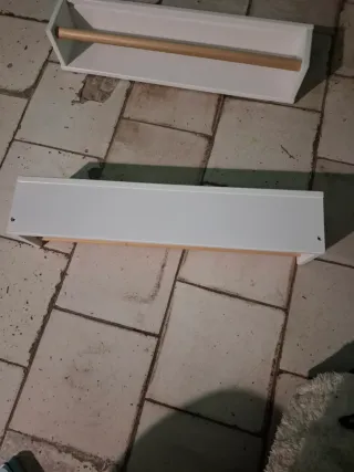 Perchas de madera y metal