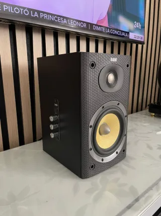 Altavoz B&W DM600 Bluetooth Negro