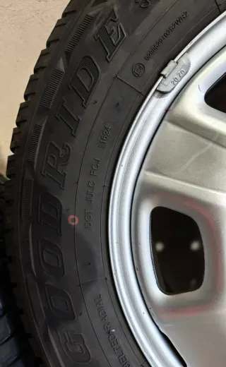 Llantas Toyota Land Cruiser 120/125 Hilux