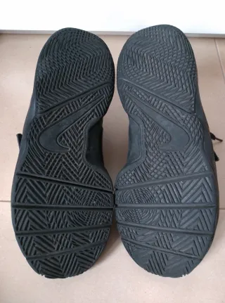 Zapatillas Baloncesto Nike Team Hustle D 8 (GS)