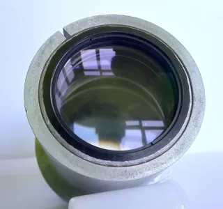 Objetivo Benoist Berthiot Super Cinestar 105 1.8