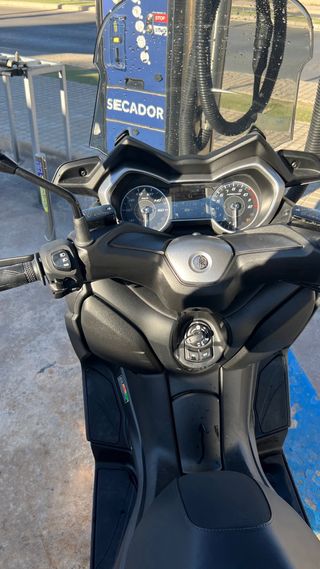 Yamaha Xmax 125 ABS Negra