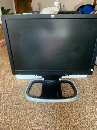 2 - Monitor HP L19001wi 19 Negro