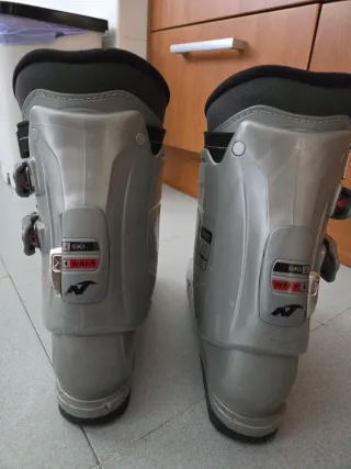 Botas de esquí Nordica plateadas