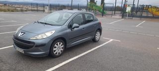 Peugeot 207 2006