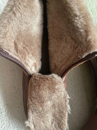 Botas de piel forradas media caña. 40