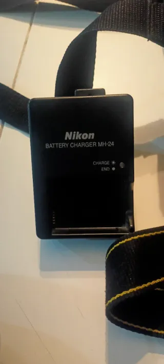 Cámara Nikon D3100 + Lentes 18-55 y 55-200