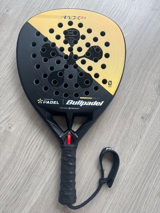 Bullpadel Hack 04 Tour Finals