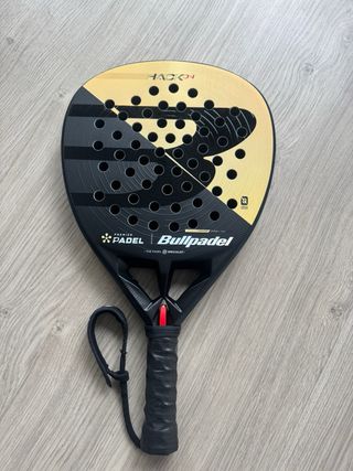 Bullpadel Hack 04 Tour Finals